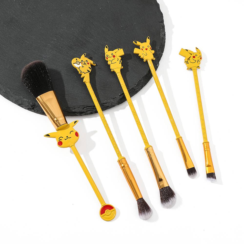 Cute Pikachu Makeup Brush Anime Pocketmonsters Powder Foundation Eye Shadow Makeup Brushes Portable Makeup Tool